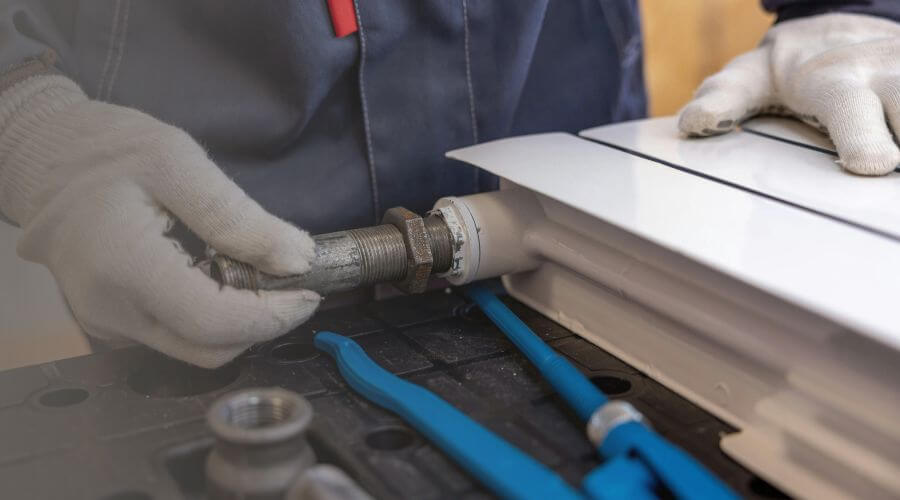 Burst Pipe Repair in Sylvia, KS